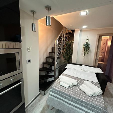 Fox Holiday Home In The Port Napoli Ngoại thất bức ảnh