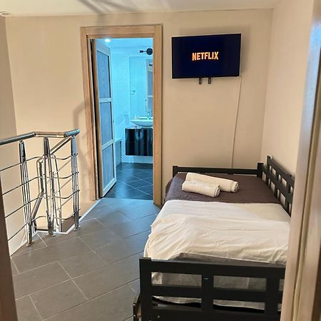 Fox Holiday Home In The Port Napoli Ngoại thất bức ảnh