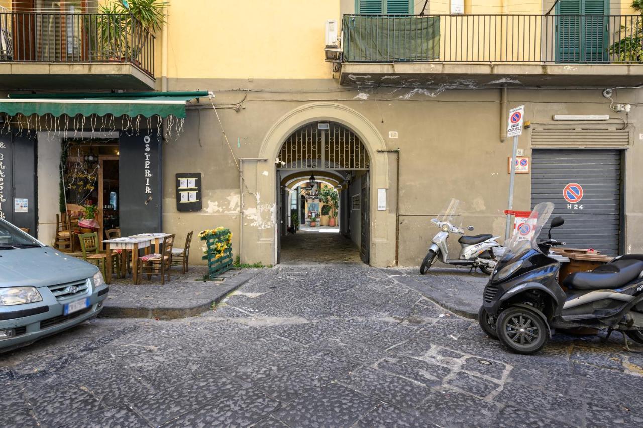 Fox Holiday Home In The Port Napoli Ngoại thất bức ảnh
