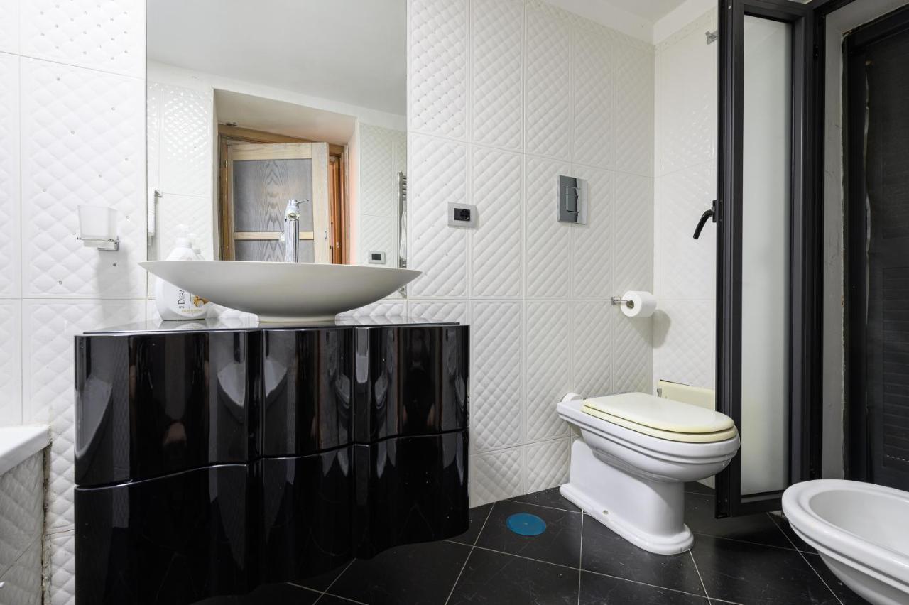 Fox Holiday Home In The Port Napoli Ngoại thất bức ảnh