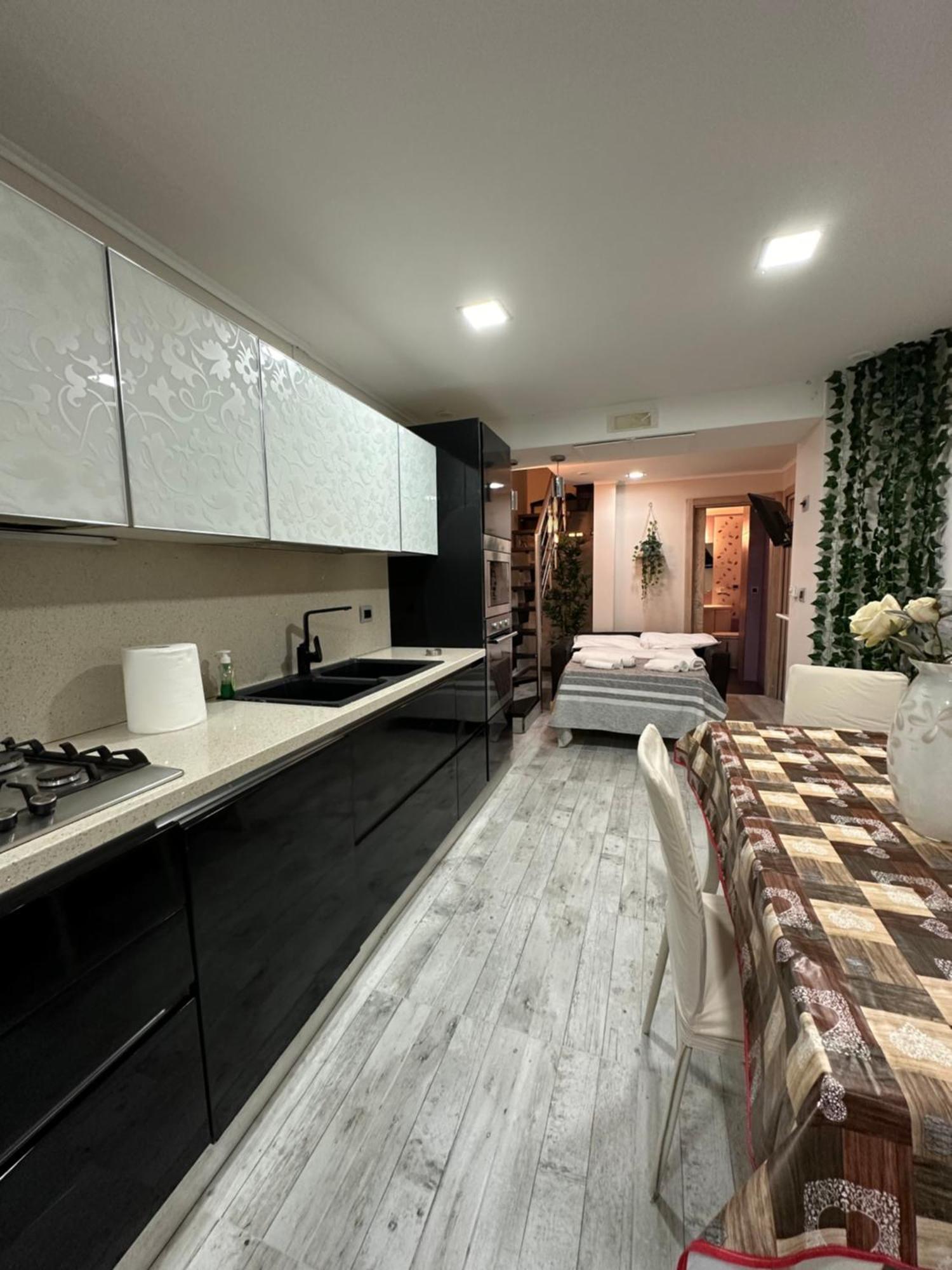 Fox Holiday Home In The Port Napoli Ngoại thất bức ảnh